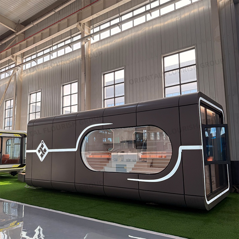 Wholesale Container House Luxury 20ft 40ft Prefab Portable Space Capsule Cabin Houses for Using Hotels and Camps