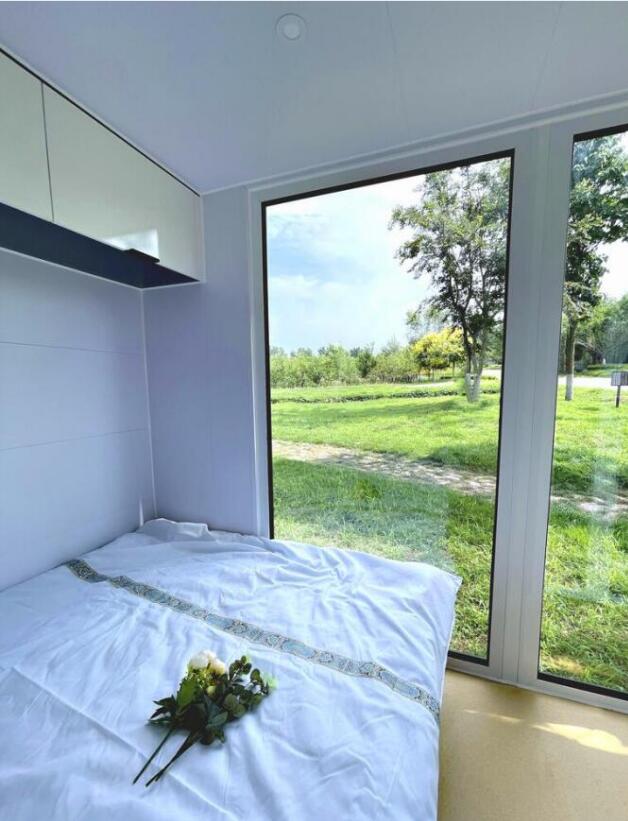 Cabin Luxury Soundproof Mobile Pod Capsule Container House Detail 7
