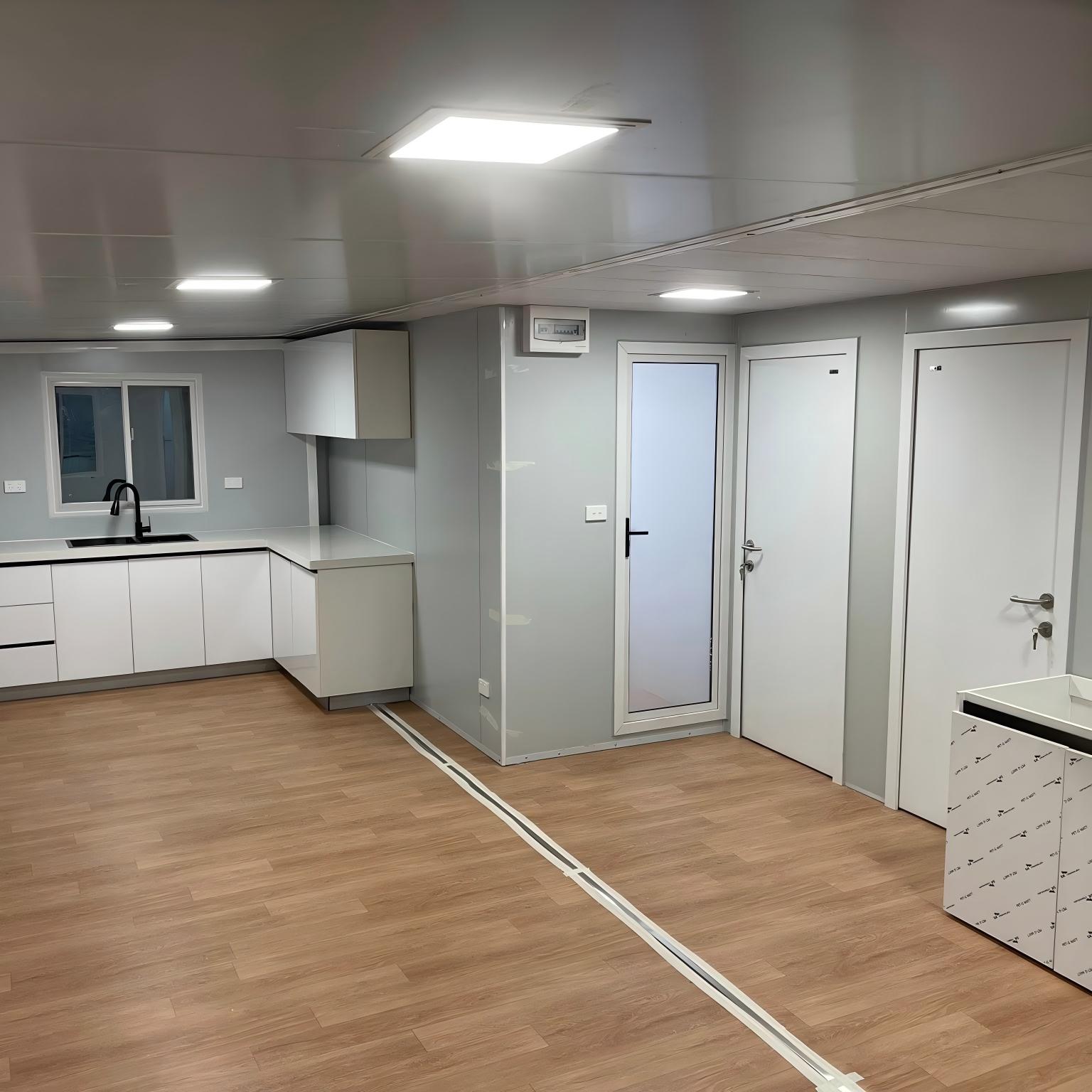 Expandable Container House Prefab Modular Quick Installation Folding House Tiny Container House for Mobile Vacation Installation