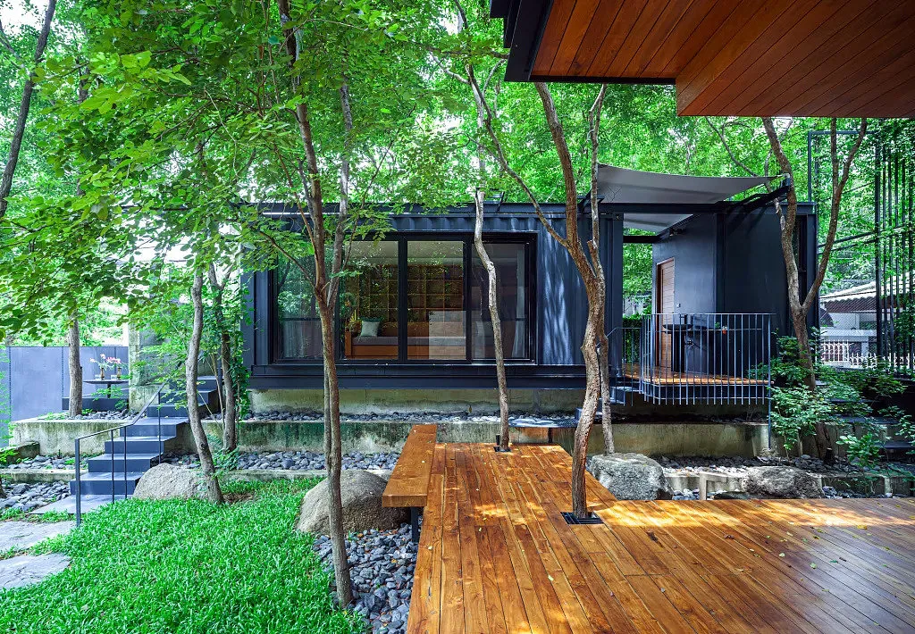 Modular 20FT/40FT Expandable Container Home for Temporary or Permanent Living Needs