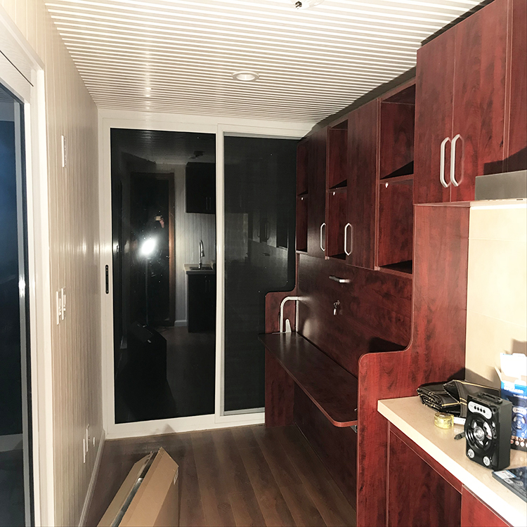 Waterproof Steel Sandwich Panel Flat Pack Foldable Breathable 40ft Shipping Container Modular House Hotel Use Office Outdoor