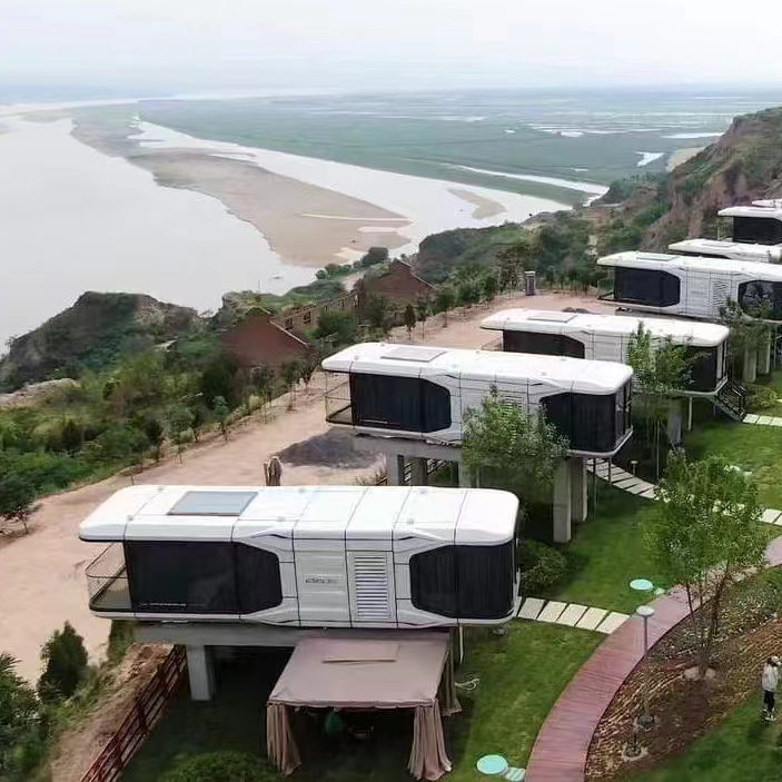 Large Space Capsule House 2 Bedroom with Kitchen and Balcony Prefabricated Mobile Luxury Villa Home