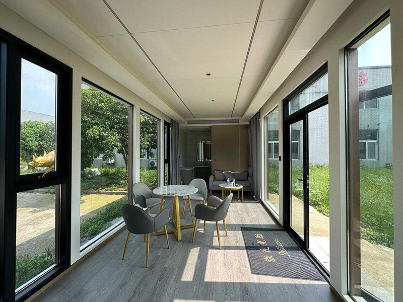 Custom Luxury Apple Cabin House Eco-Friendly Prefab Modular Home for Sustainable Glamping Resort