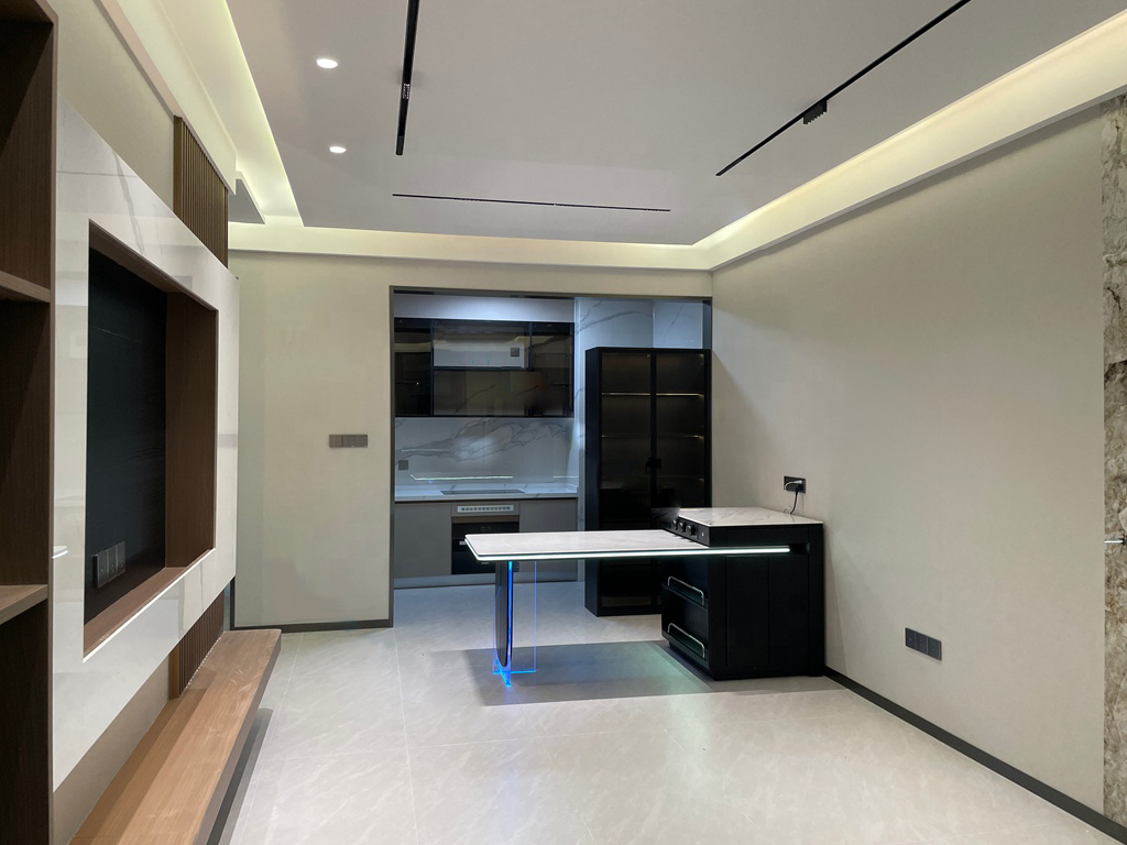 Insulated wall installation