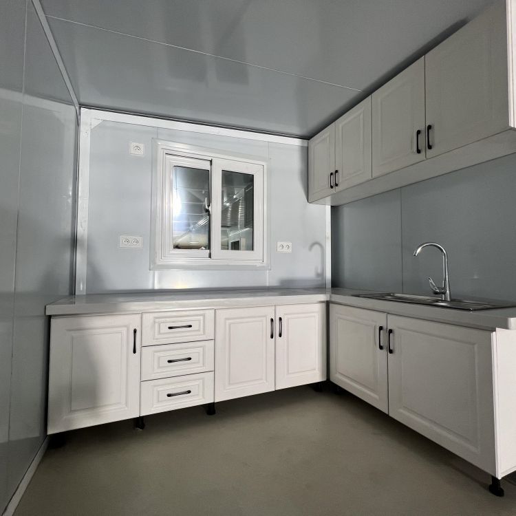 High Quality Finish Steel Luxury Prefab Modular Building for Premium Residential Use Expandable Container House Villa Dining