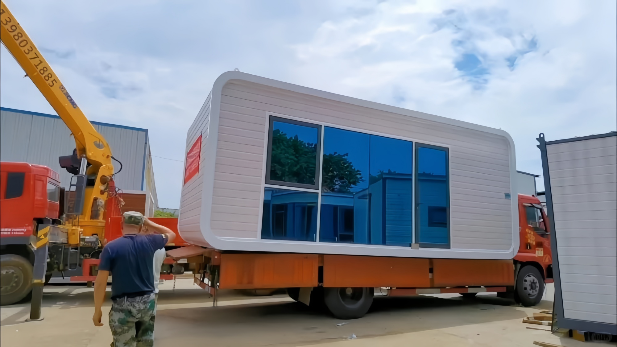 Container Cabin Shipment