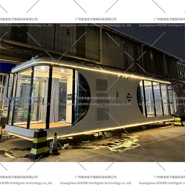 Personal use prefab cabin