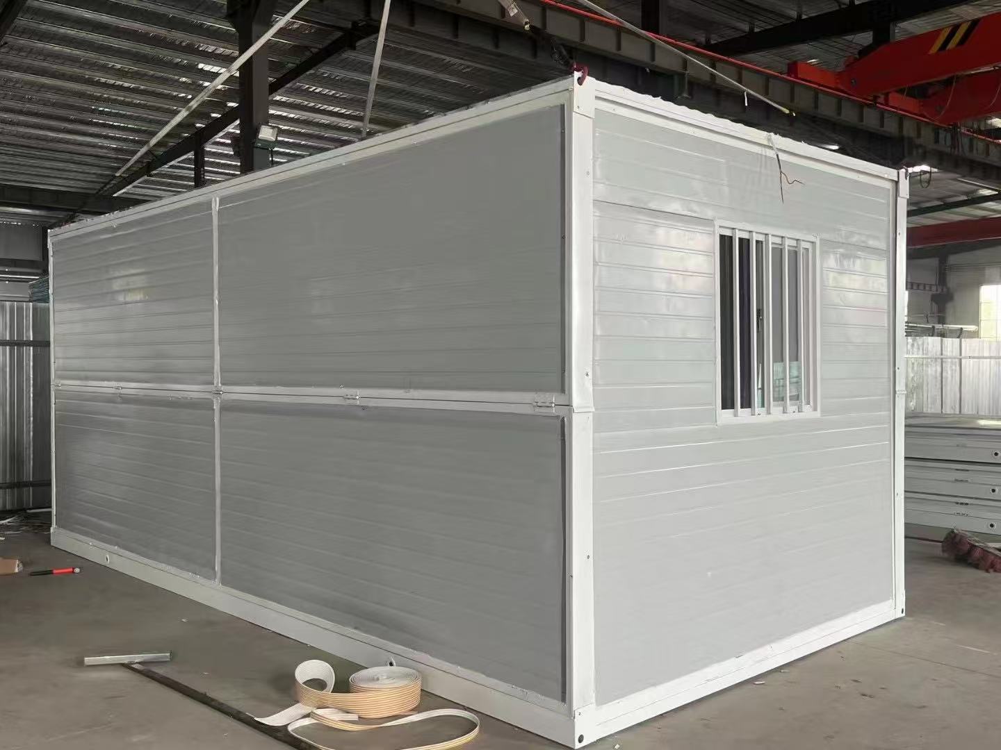 CGCH Cheap Modern Small Flat Packaging Foldable Mobile 3 Bedroom Prefabricated Modular Small Residence Container House