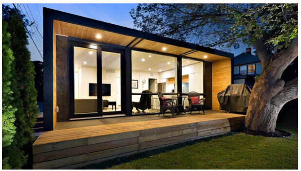 Factory Direct Supply Cheap 4 Bedroom Hurricane Proof Prefabricated Prefab Modular Container House for Villa