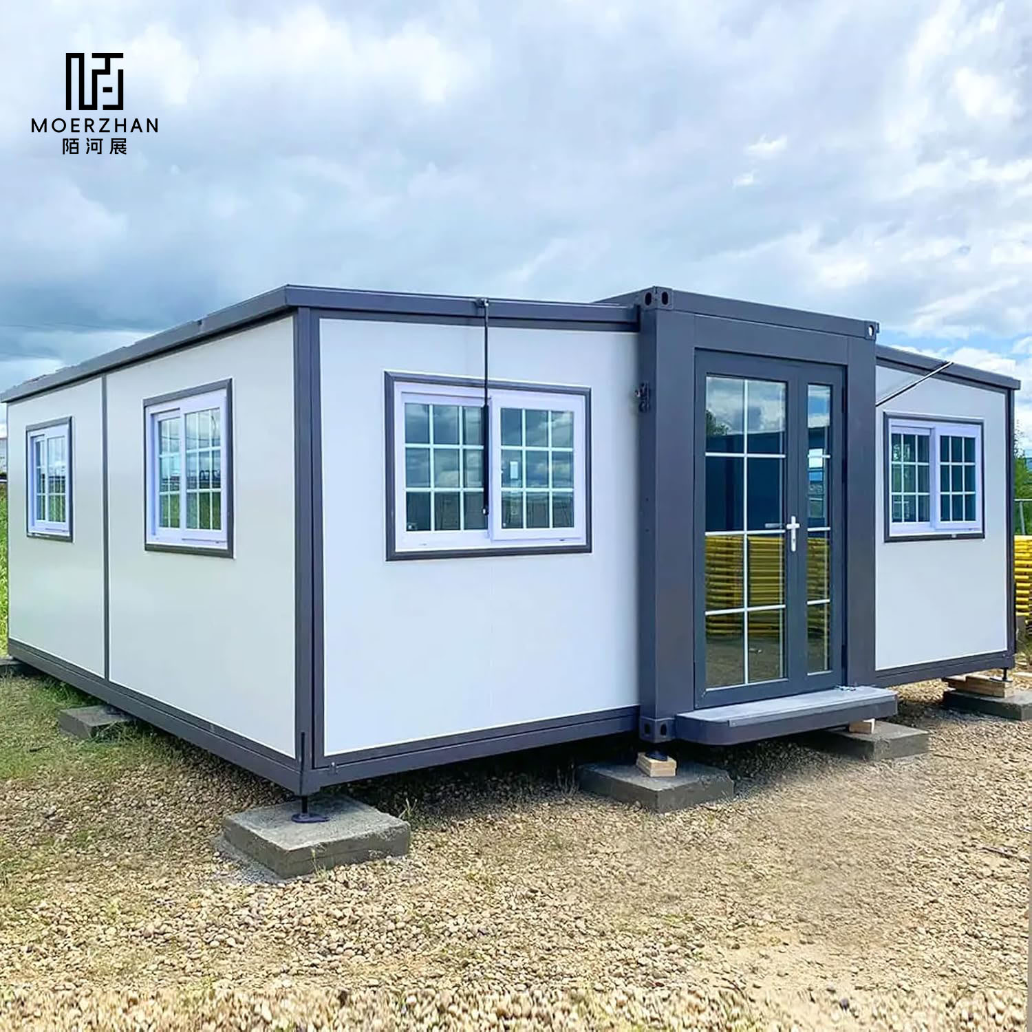 Prefab Expandable Urban Apartment Custom 20FT 40FT Container House 2-4 Bedroom Modular Mobile Home