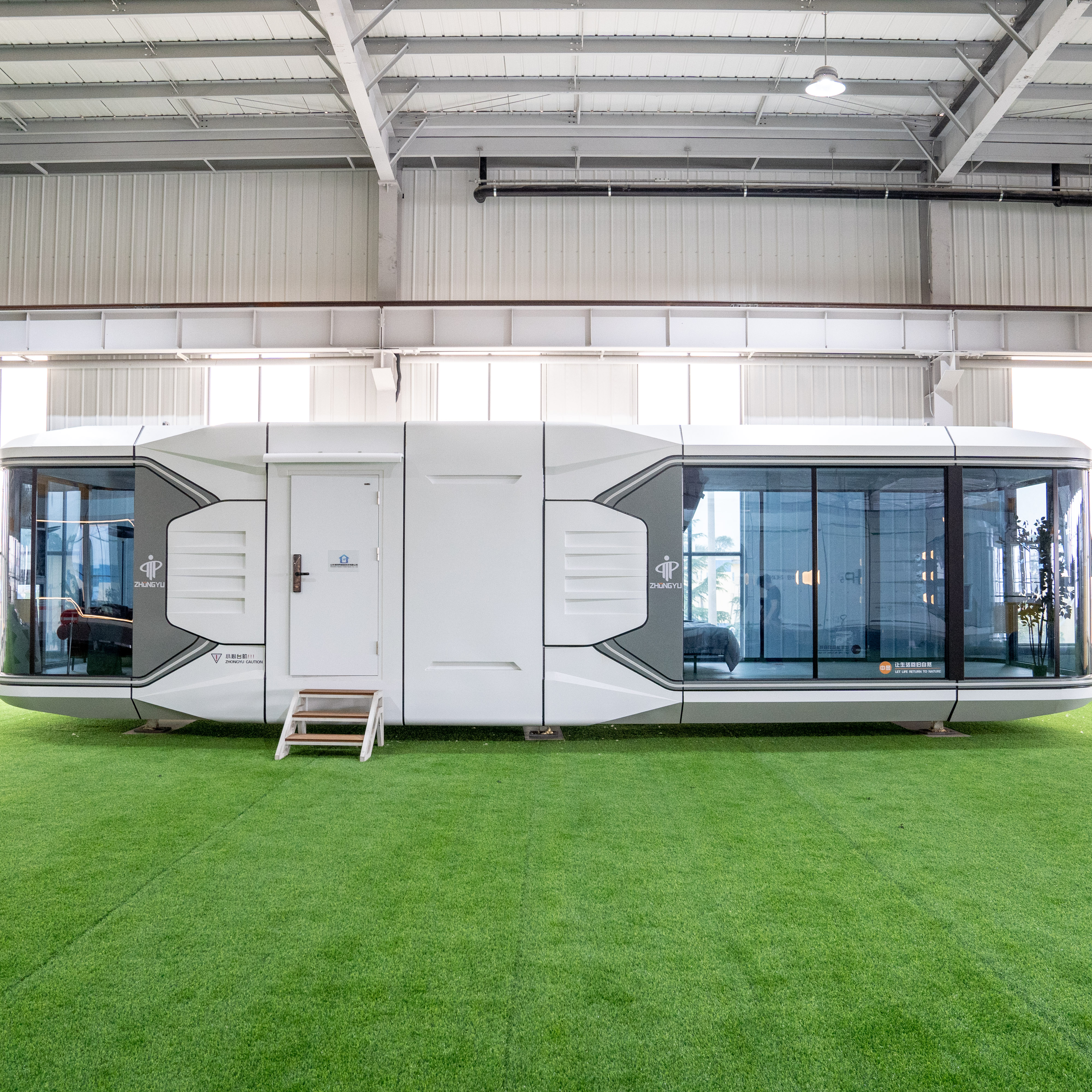 Prefab Portable Apple Cabin House 20ft 40ft Waterproof Villa Office Pod Insulated Light Steel Container Luxury
