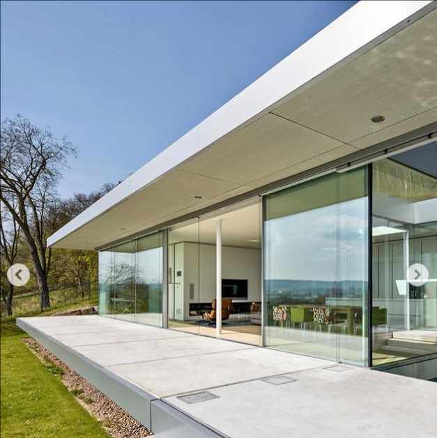Modern Luxury Villa Light Steel Prefab House with Steel Structure Prefabricated Design Style