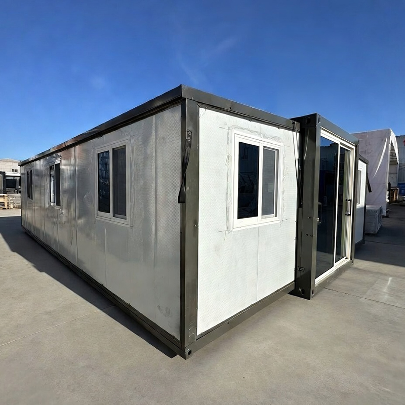 Luxury Villa Solar Power Off-grid Modular 20FT 40FT Expandable Container House Modern Warehouse Granny Flat 2 3 4 Bedrooms Tiny
