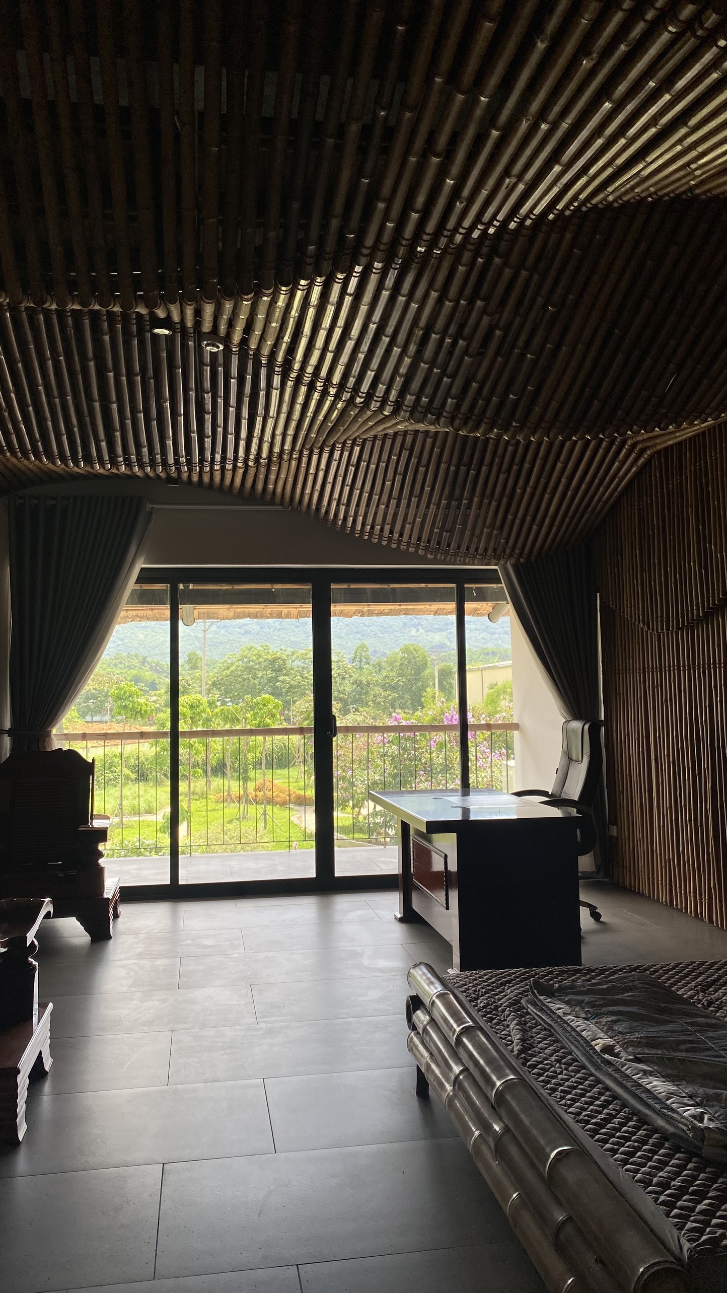 25M2 Custom 100% Eco-Friendly Luxury Double Storey Modern Prefab House 20FT 40FT Vietnam Containers Hot Outdoor Resorts