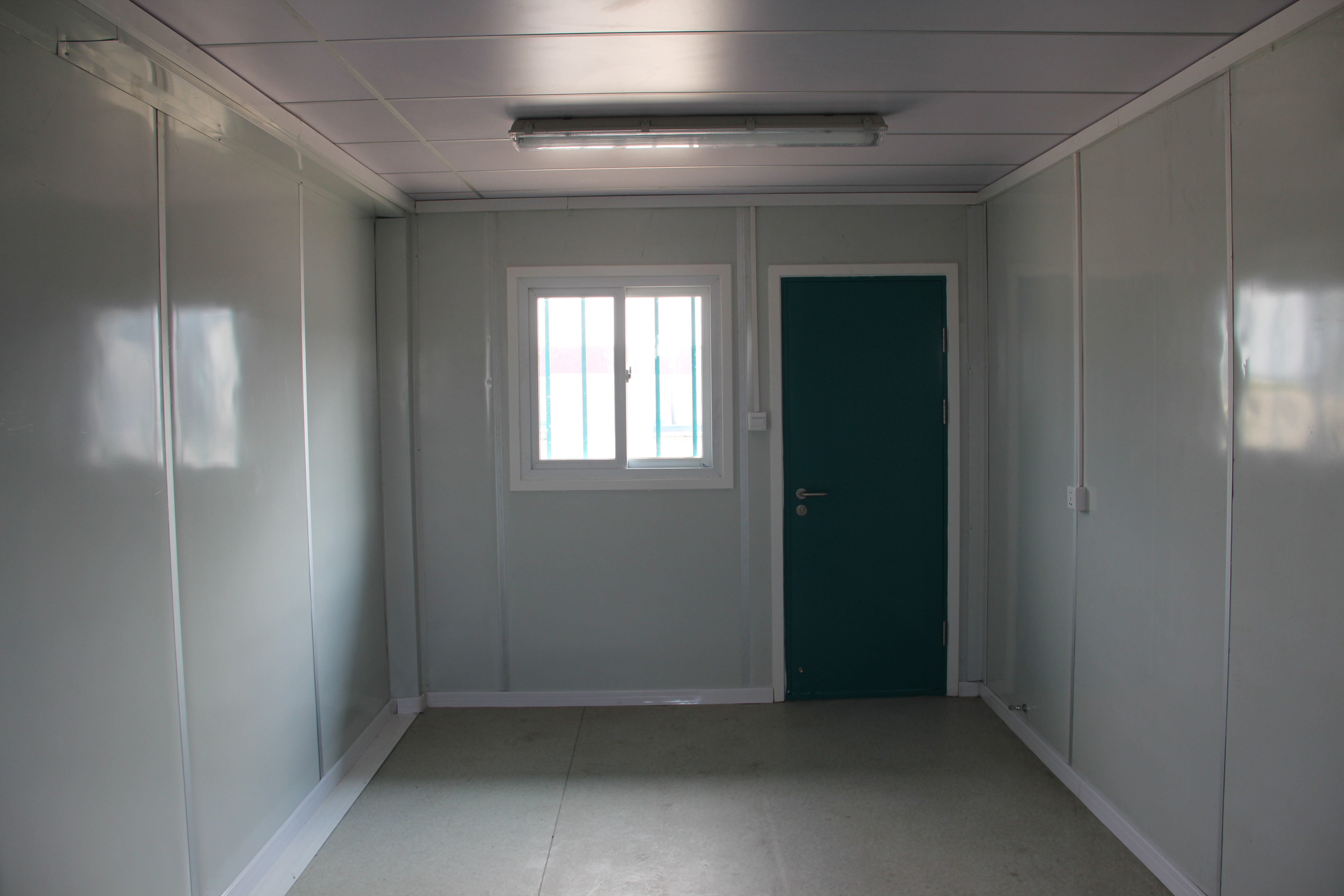 CDPH CE ISO9001 Certified Heavy-Duty Modular Flat Pack Container House for EPC Mining Camp and Turnkey Worker Dormitory