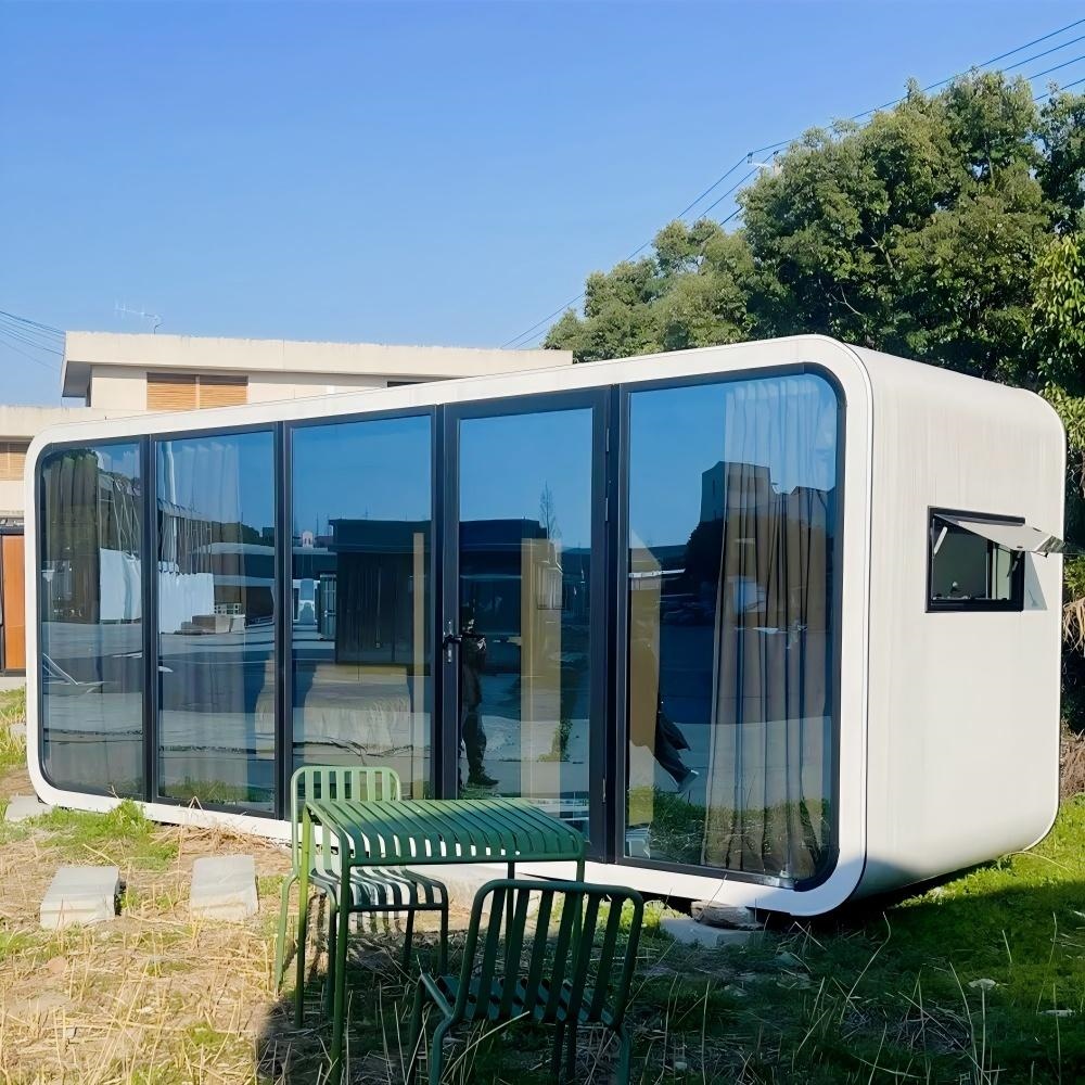 Low Price Luxury Customized Modular Design Outdoor Hotel Prefab House Comfortable Living and Working Movable Apple Cabin