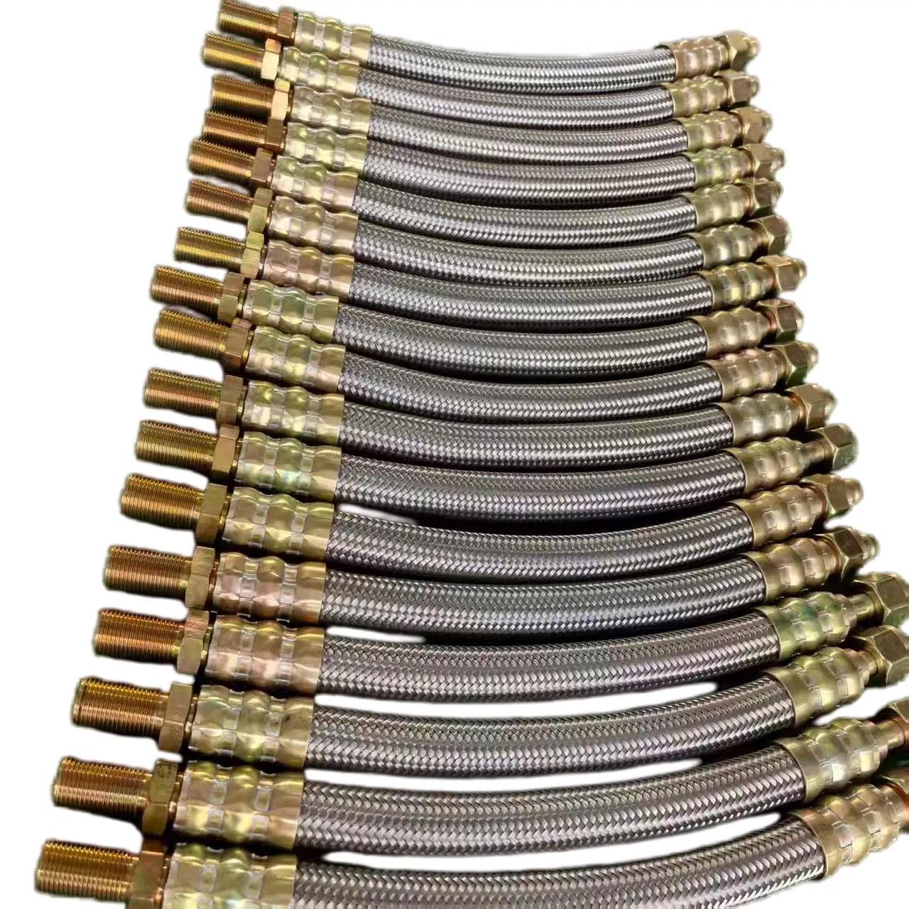 SAE100 R14 Tubos de Teflón trenzados de acero inoxidable de alta calidad certificados son resistentes al envejecimiento, a la ruptura y son adecuados para sistemas químicos, automotrices, hidráulicos y neumáticos