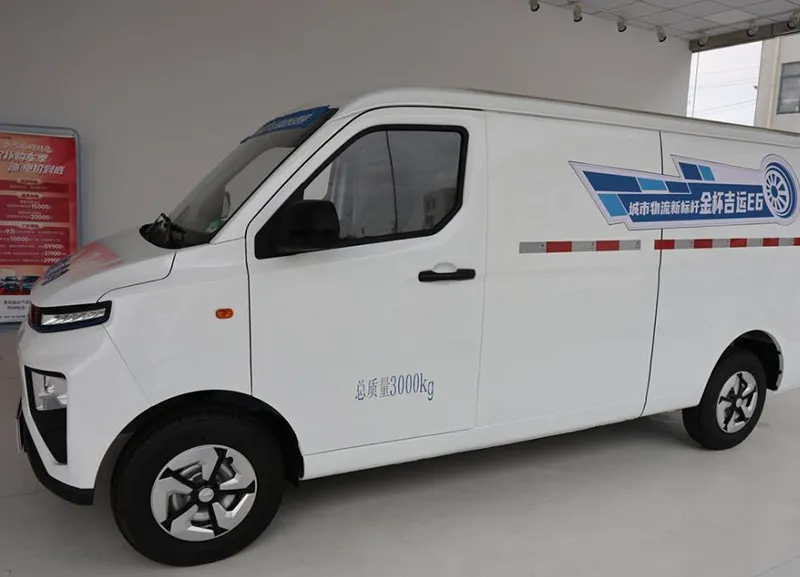 Jinbei E6 Interior