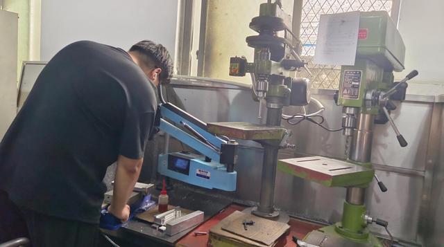 Laboratorio de pruebas de rendimiento de discos de freno CPD Auto