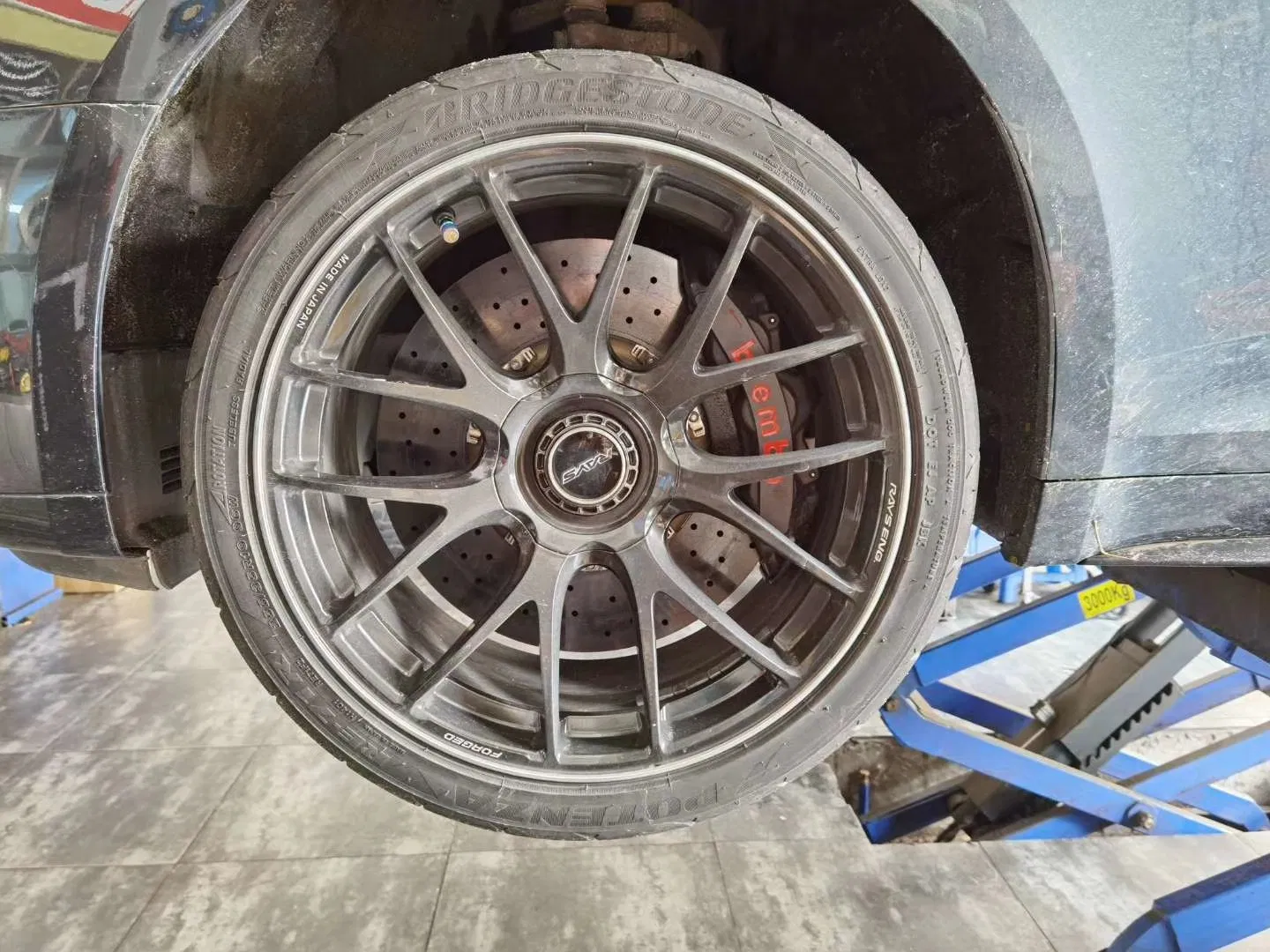 Discos de freno de cerámica de carbono Od340xt35 (340X35) Sistema de frenos CCM actualizado