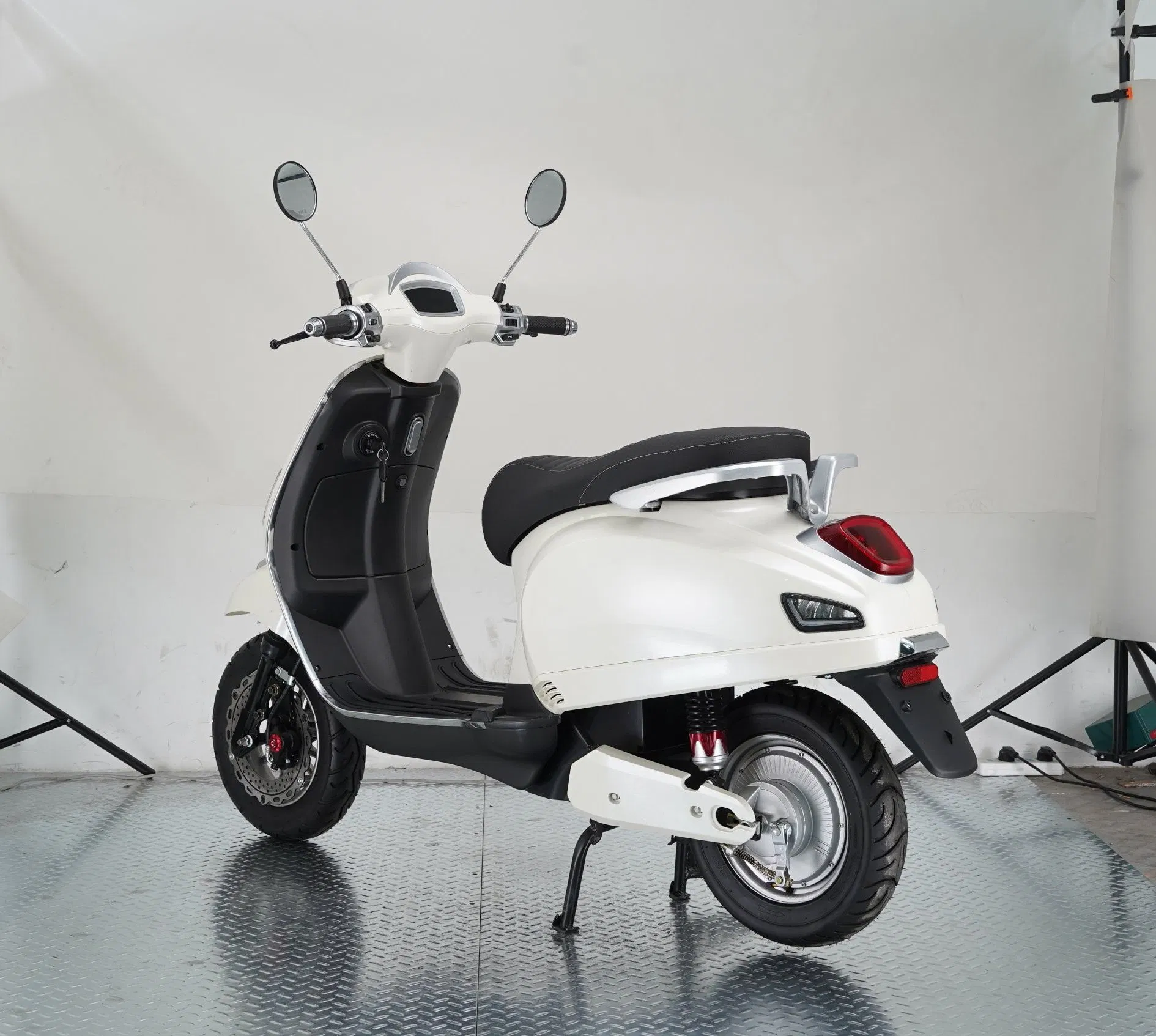 Scooter de Gas Yamasaki 50cc Buen Precio Sistema Efi