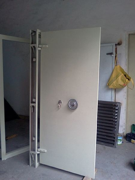 Double Leaf Blast Resistant Door for Foundries Plants (CHAM-BRD888)