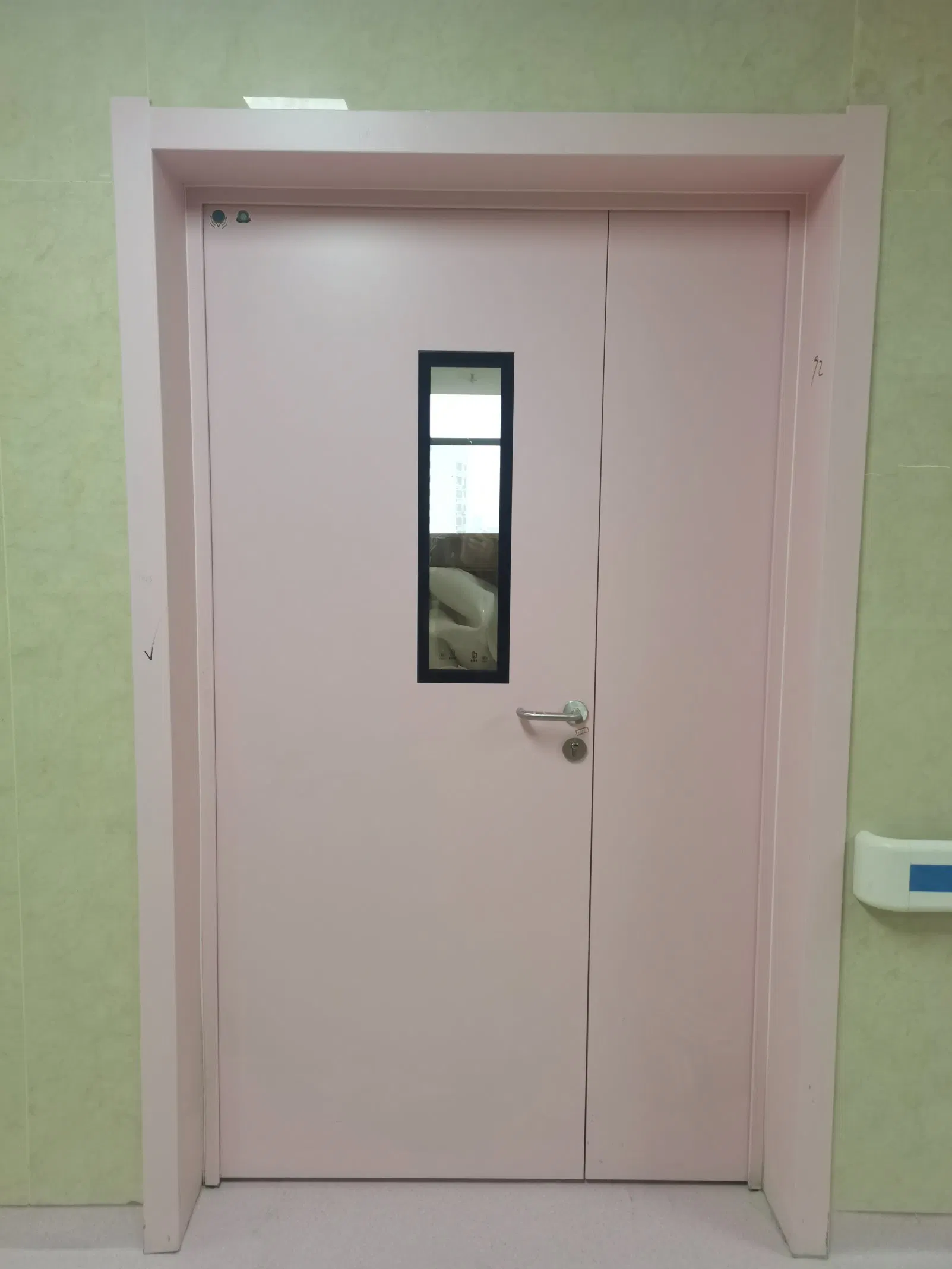 Chinese Top Brand Fire Rated Clean Room Door with Lock