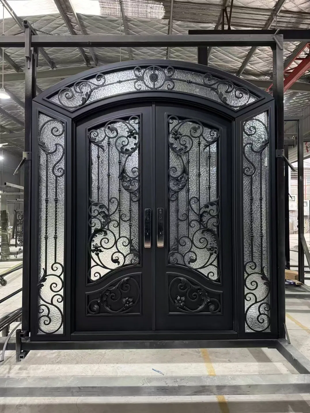 Wholesale Price Aluminum Modern Main Wrought Iron Double Single Gate Garage Sliding Glass Security Front Metal Interior Exterior Pivot Entry Entrance Steel Door