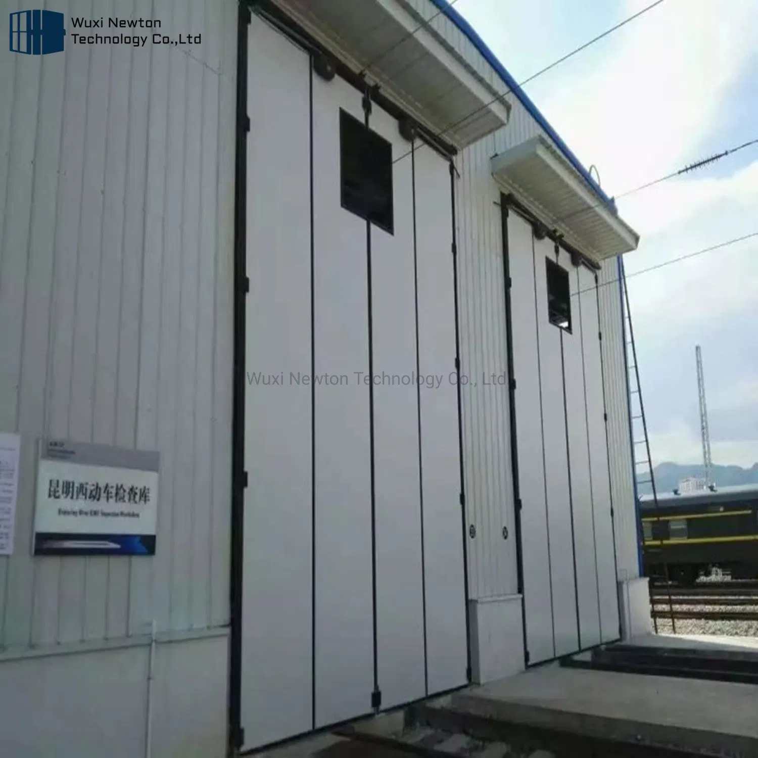 Automated Economical Warehouse Insulated Folding Industrial Sliding Doors
