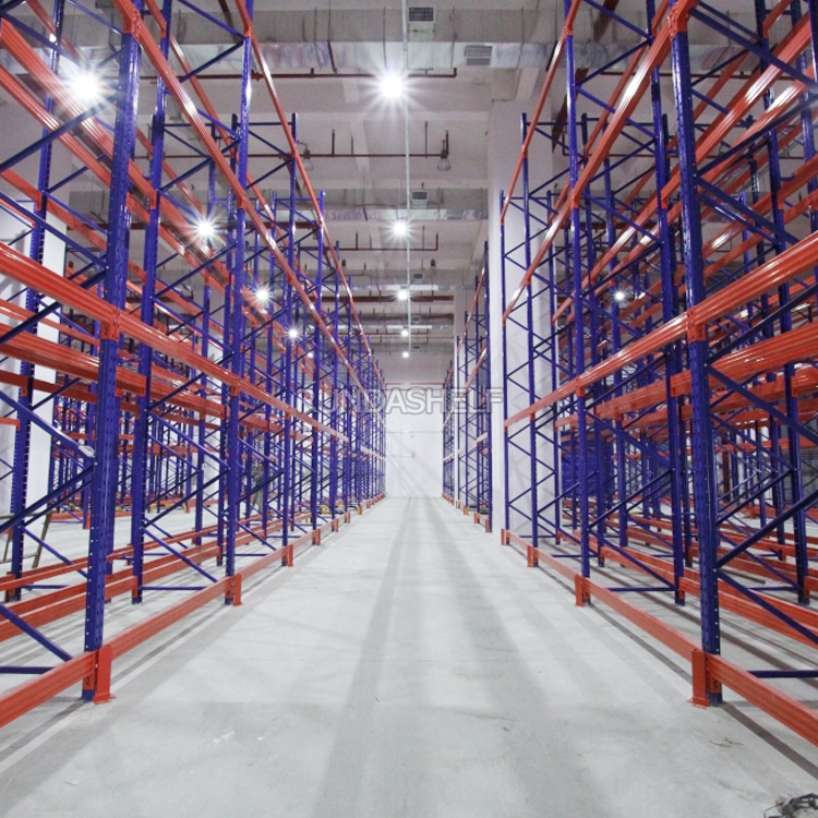Heavy-Duty Selective Pallet Rack System Steel Warehouse Racking with Tire Storage Support Bar for Efficient Pallet Management