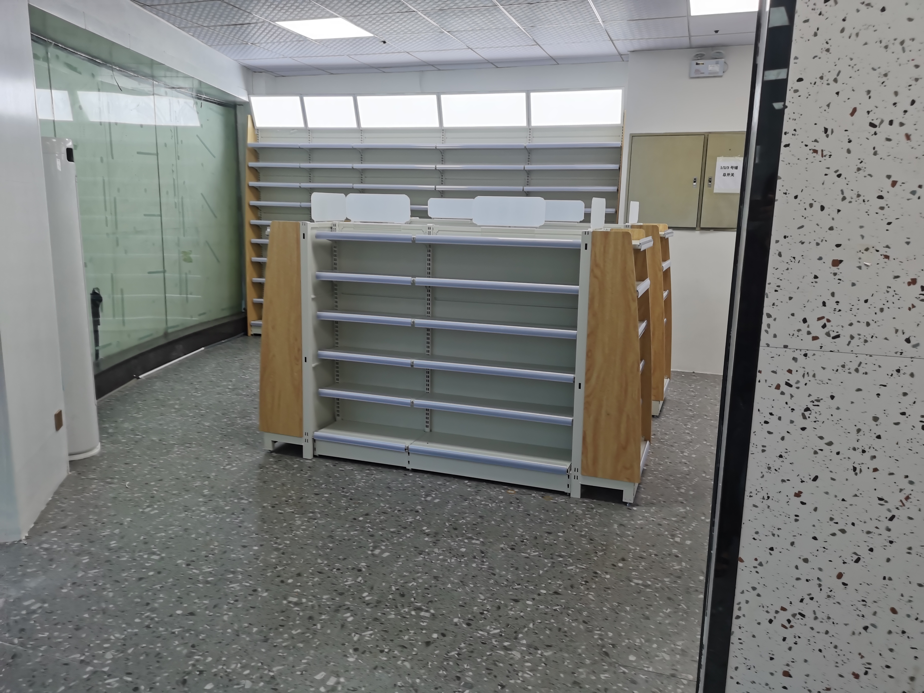 Double-Sided Supermarket Pharmacy Drug Shelf Storage Rack Light Duty Metallic Island Display Rack