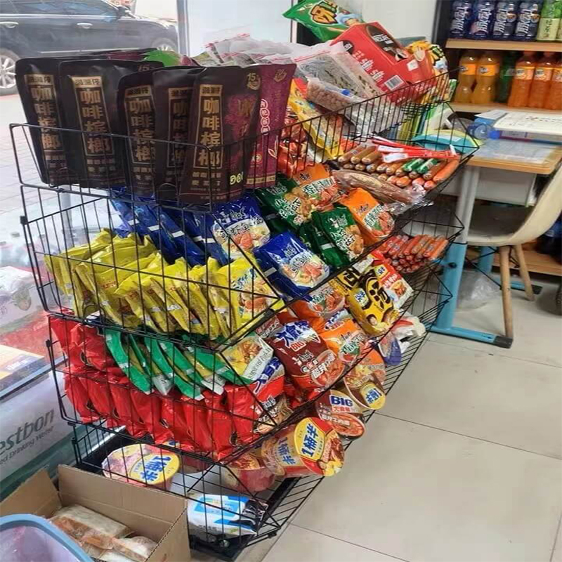 Wire Basket Brush Lipstick Lipgloss Display Stand Cosmetic Display Rack with Billboard Metal Display Shelf