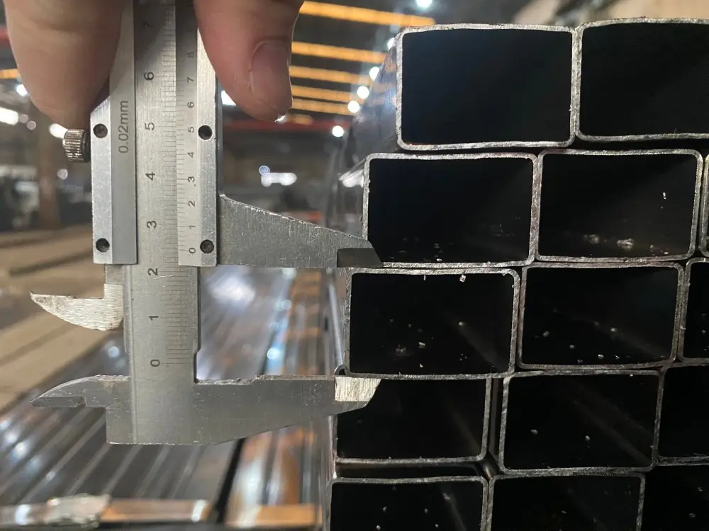 China manufacture Carbon Steel Tube 25*25mm square steel pipe