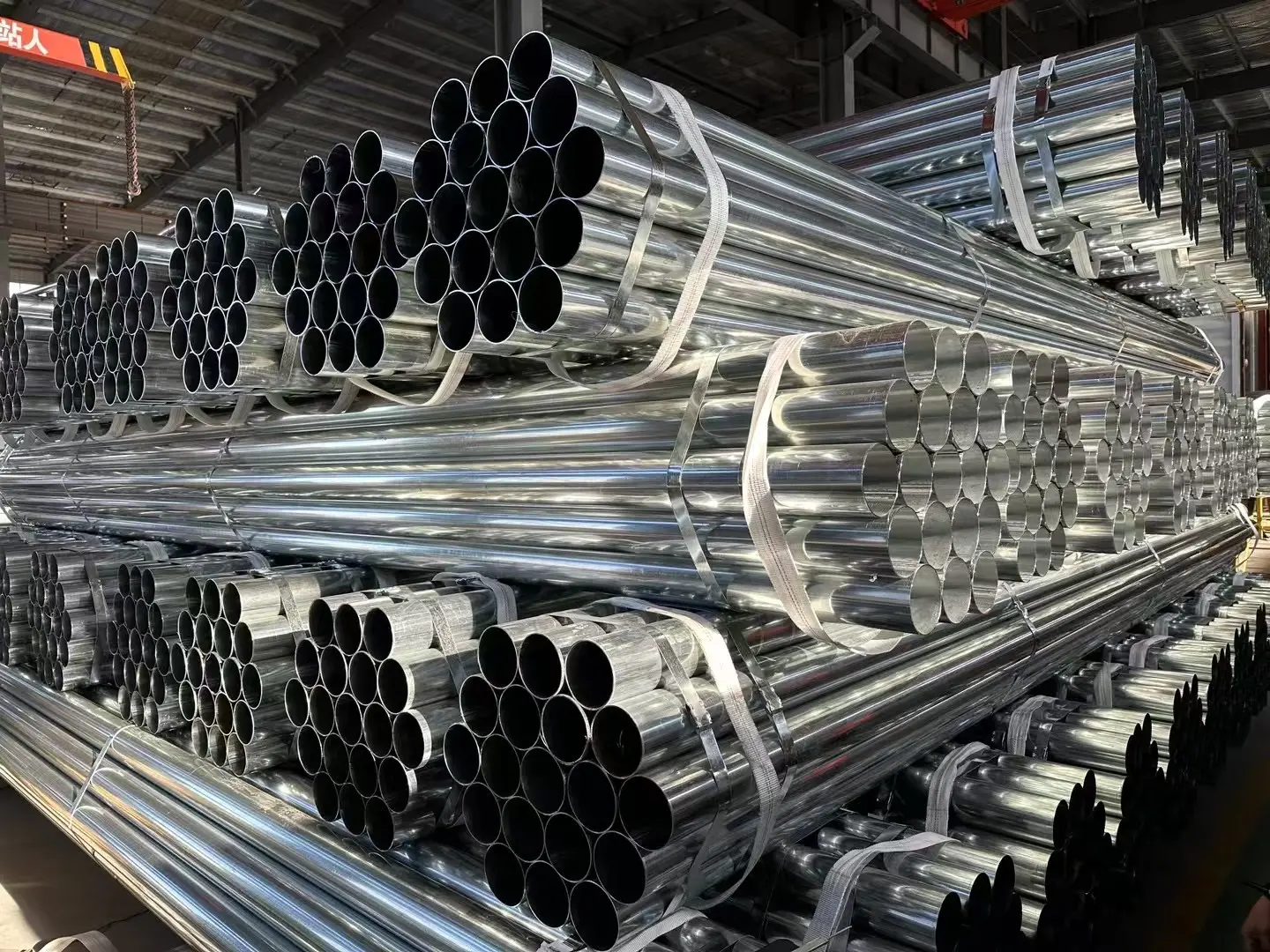 Galvanized Round Pipe