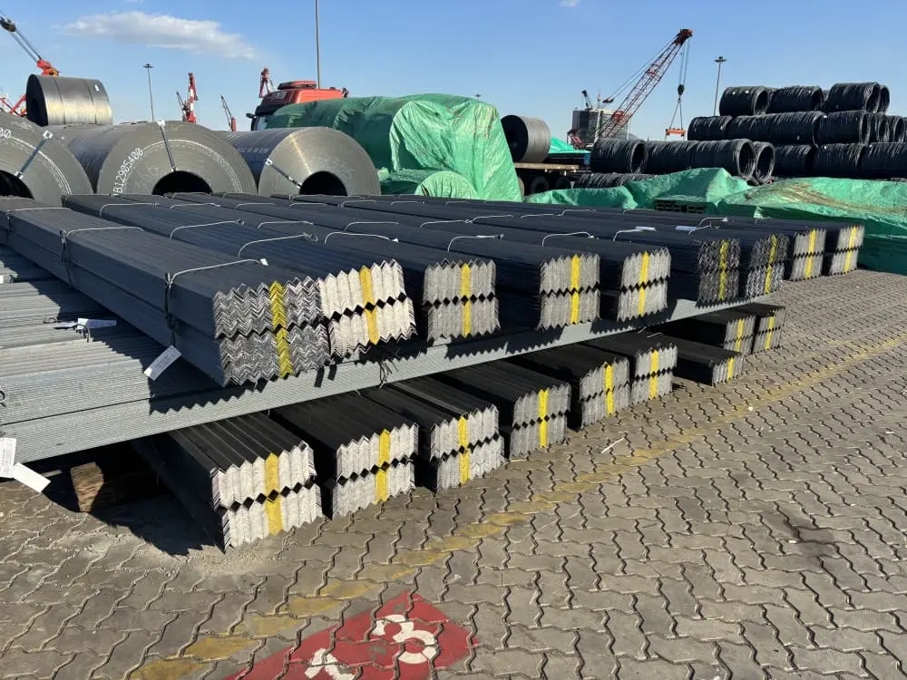 OEM Black Equal Angle Steel Bar for Construction Use Hot Rolled Steel Factories, Product