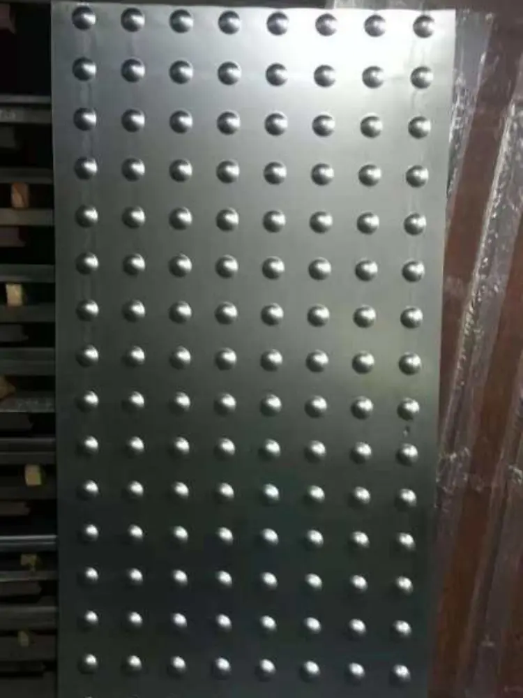 OEM Factory Wholesale Various Styles Galvanized Sheet Interior Laminated Steel Door Skin Supplier, Factories