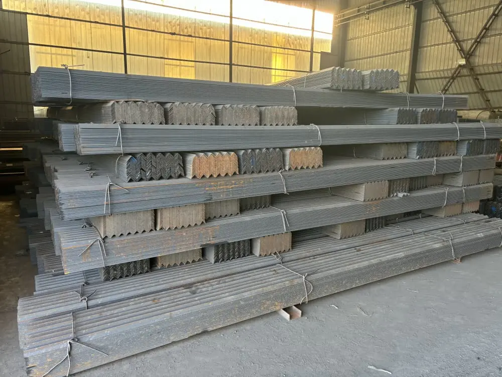 Wholesale Hot Rolled Angle Bar Ms Steel Astm A36 50x50 60x60 Steel Angle Rod Exporters, Product