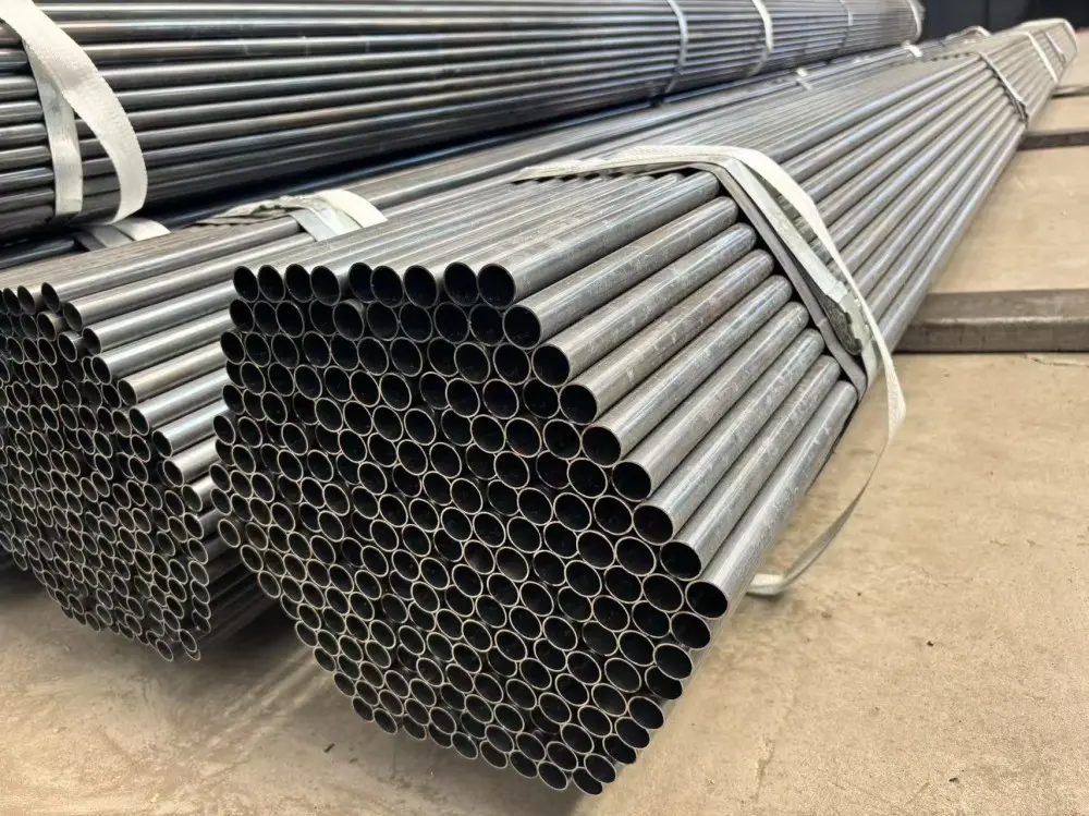 High-Quality Good quality black Welded Steel Pipe 1 1/2'' ERW steel tube for sale Factory, Service