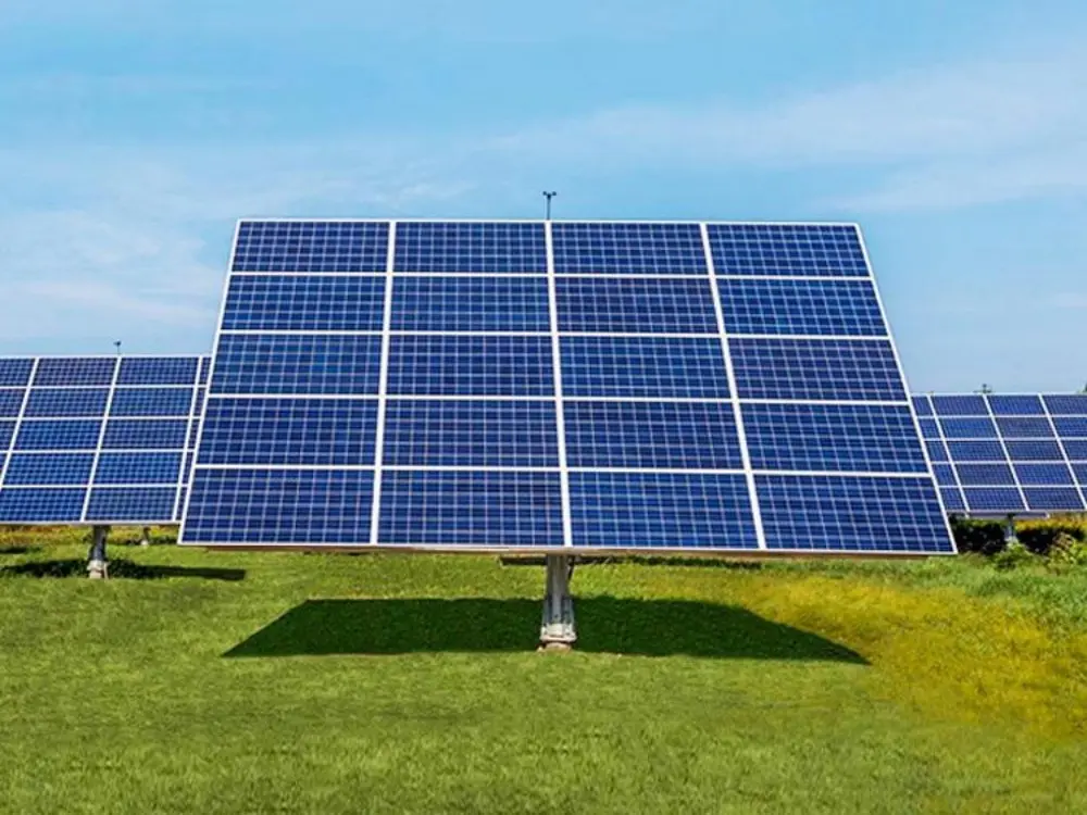 Dual Axis Solar Tracker