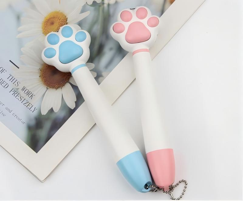 Laser Pointer Multifunctional Interactive Cats Teaser Wand Toy USB Rechargeable LED Light Pointer Pet Interactive Toy Pet Supplies Teaser Stick with 5 Patterns