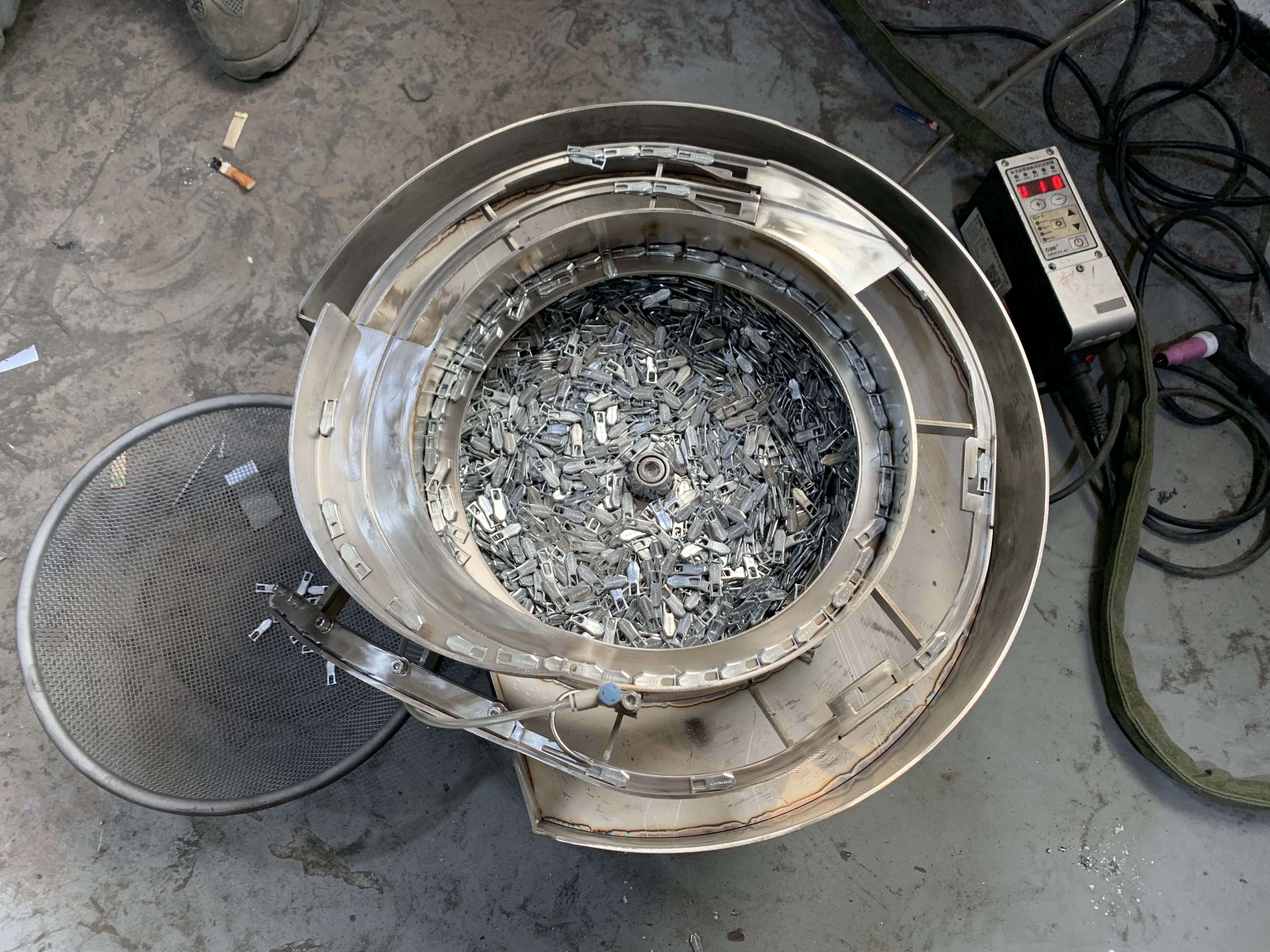 High Precision Automatic Zipper Feeding System Vibratory Bowl Feeder for Automation Assembly Line