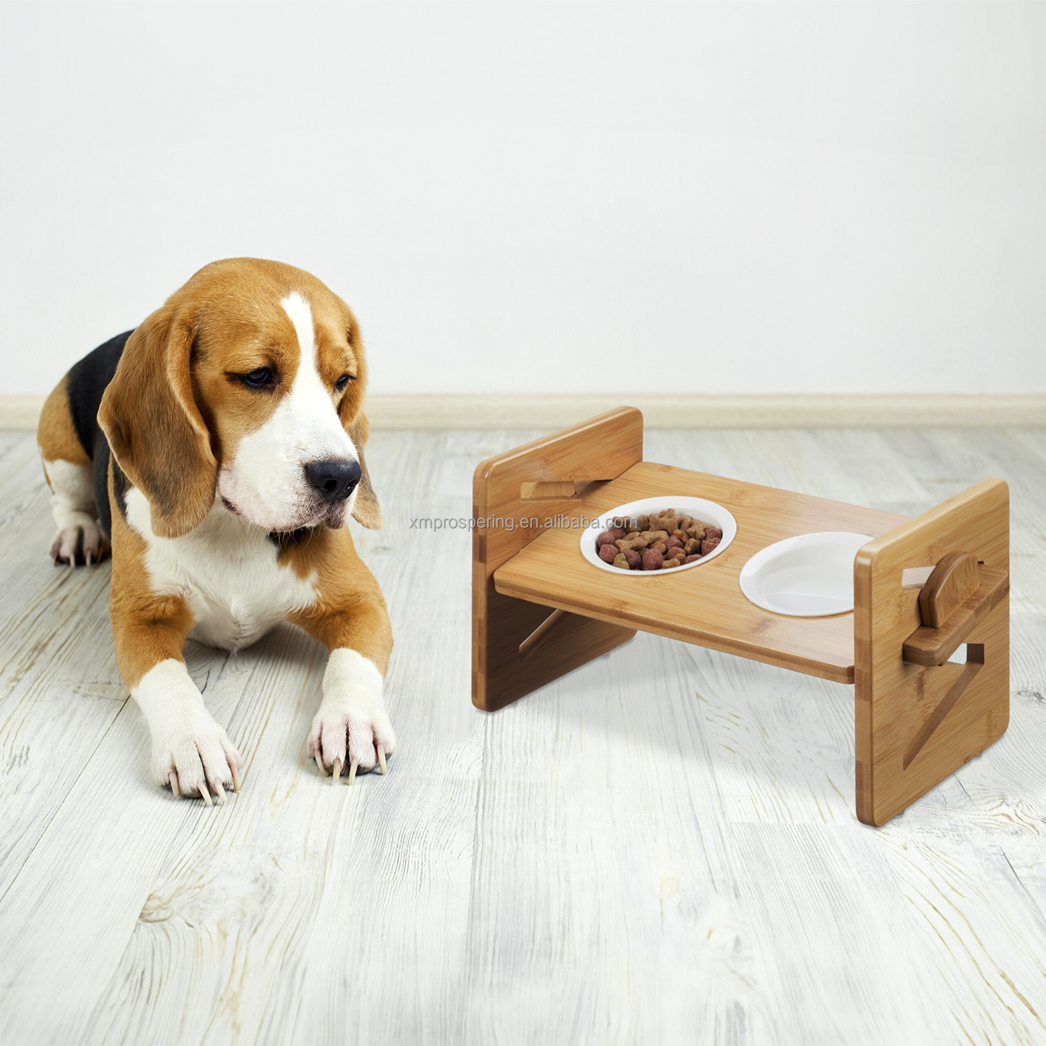 High Quality Height Adjustable Tilted Bamboo Pet Slow Feeder Bowl Raised Pet Bowl for Small Dogs and Cats for Food Serving