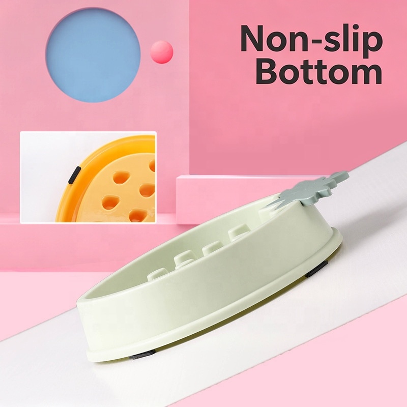 BPA Free PP Plastic Strawberry Design Slow Feeder Bowl Cute Shape Anti Choke Dog Bowl Non Slip Base Pet Puzzle Feeder for Dogs