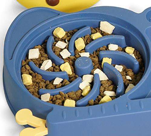 Pet feeder detail 3