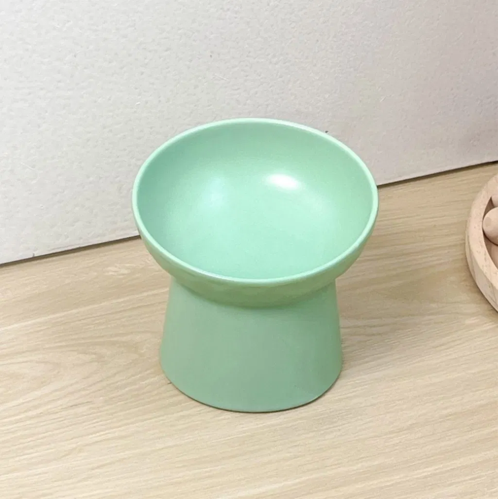 Manufacturer Wholesale 15° Tilted Food Feeding Dishes Cat Bowl Elevated Dog Food Bowl Ceramic Pet Bowl with Bamboo Stand
