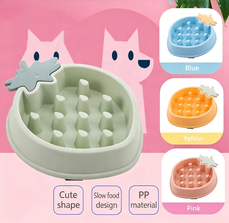 BPA Free PP Plastic Strawberry Design Slow Feeder Bowl Cute Shape Anti Choke Dog Bowl Non Slip Base Pet Puzzle Feeder for Dogs