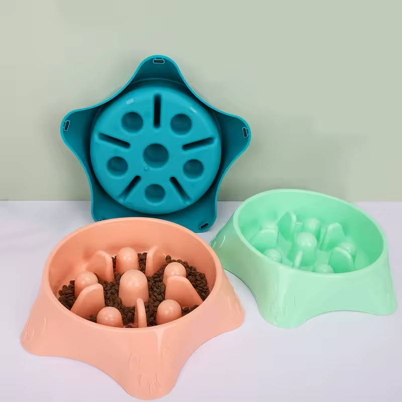 Puzzle Dog Food Bowls Anti-Slip Interactive Dog Feeding Bowls Slow Down Eating Bowl