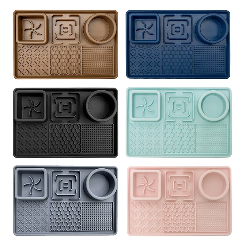 Travel-Friendly Eco-Friendly Slow Food Bowl Food Grade Silicone Licking Mat with Suction Cup for Dogs Cats Pet Plate Feeding Mat