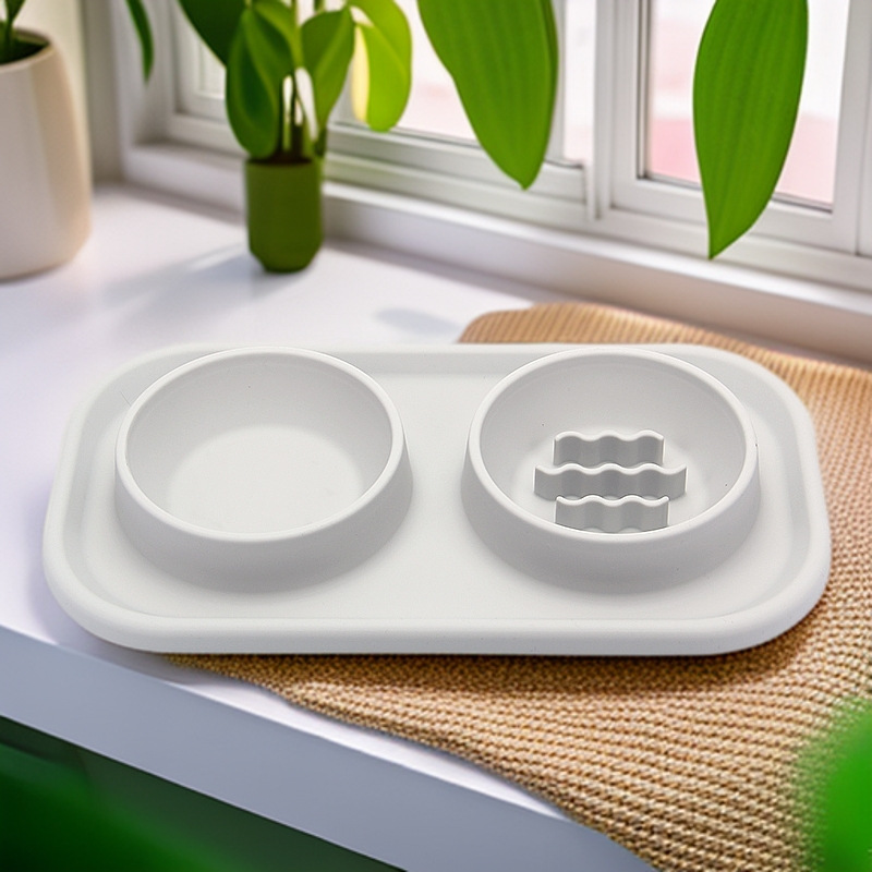 ODM&amp;OEM One-Piece Postage Silicone Slow Food Bowl Anti-Overturning Dog Cat Water Feeding Bowl Multi-Functional for Small Solid