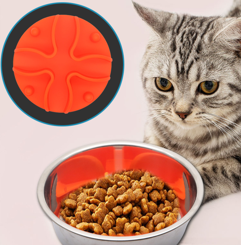 Large Breed Dog Automatic Slow Feeder Waterproof Eco-Friendly Pet Bowl with Solid Pattern Food Grade Silicone Mold